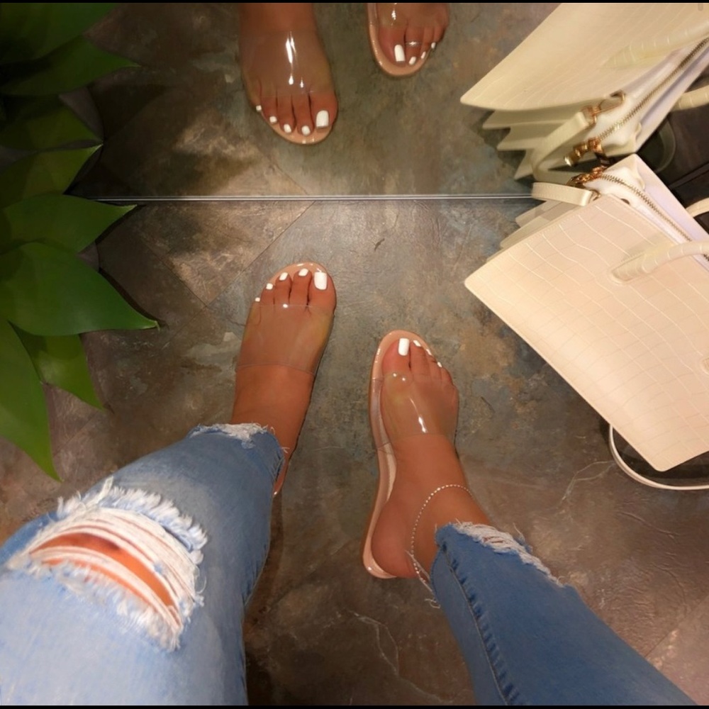 NEW🔥 Nude Open Toe Clear Transparent Flat Sandals